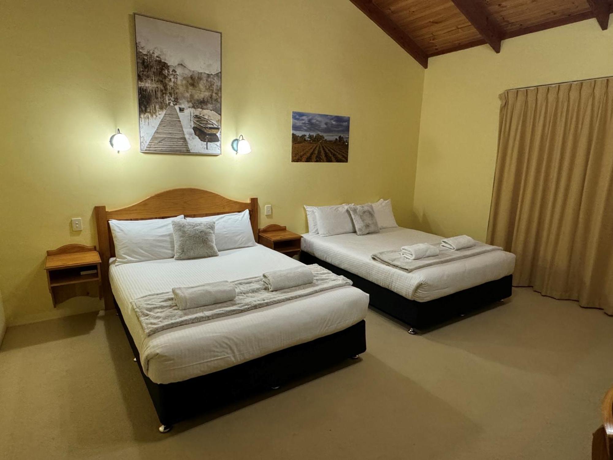 Coonawarra Place Motor Inn Extérieur photo