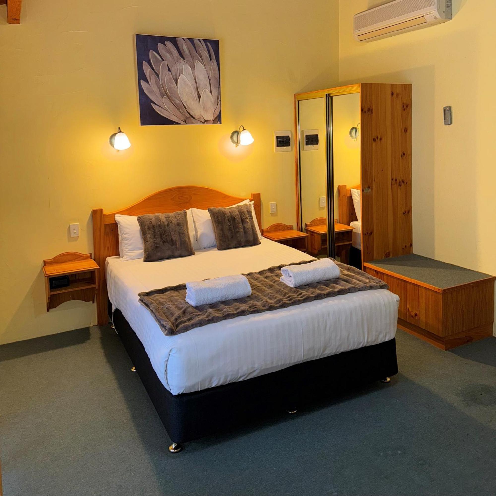 Coonawarra Place Motor Inn Extérieur photo