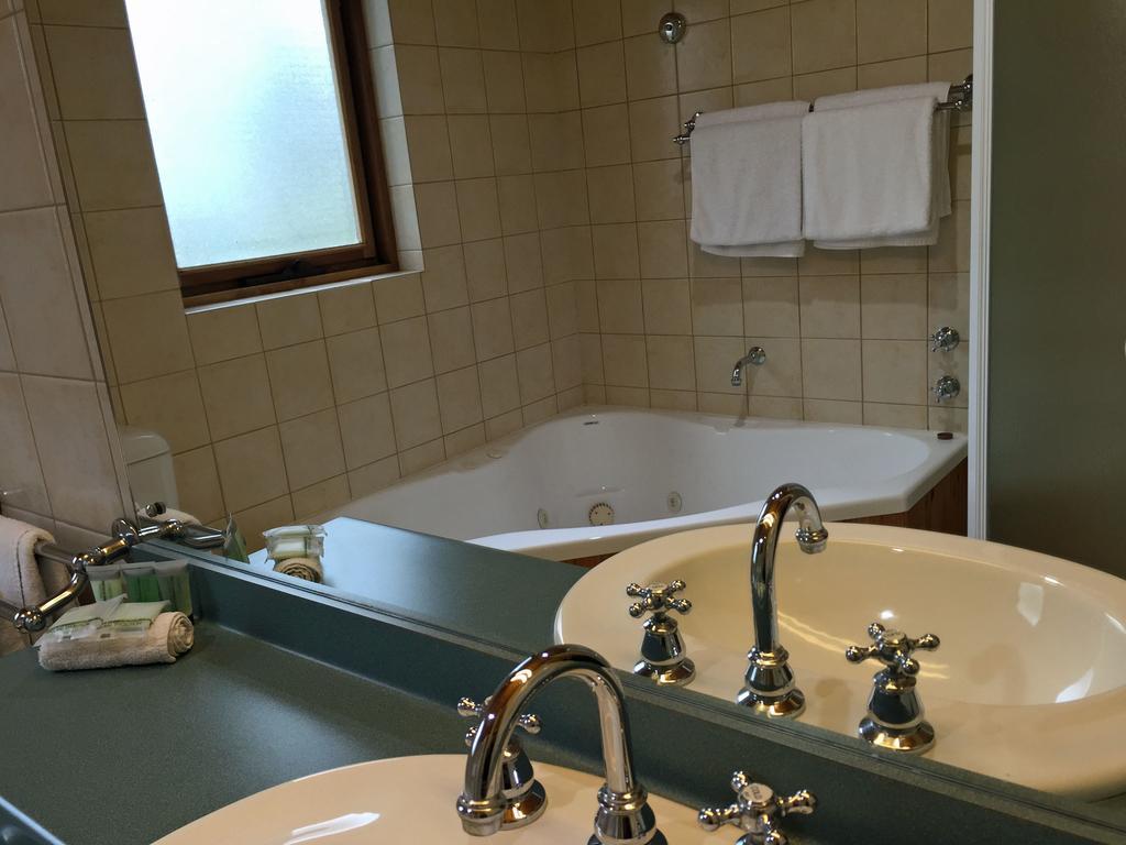 Coonawarra Place Motor Inn Extérieur photo