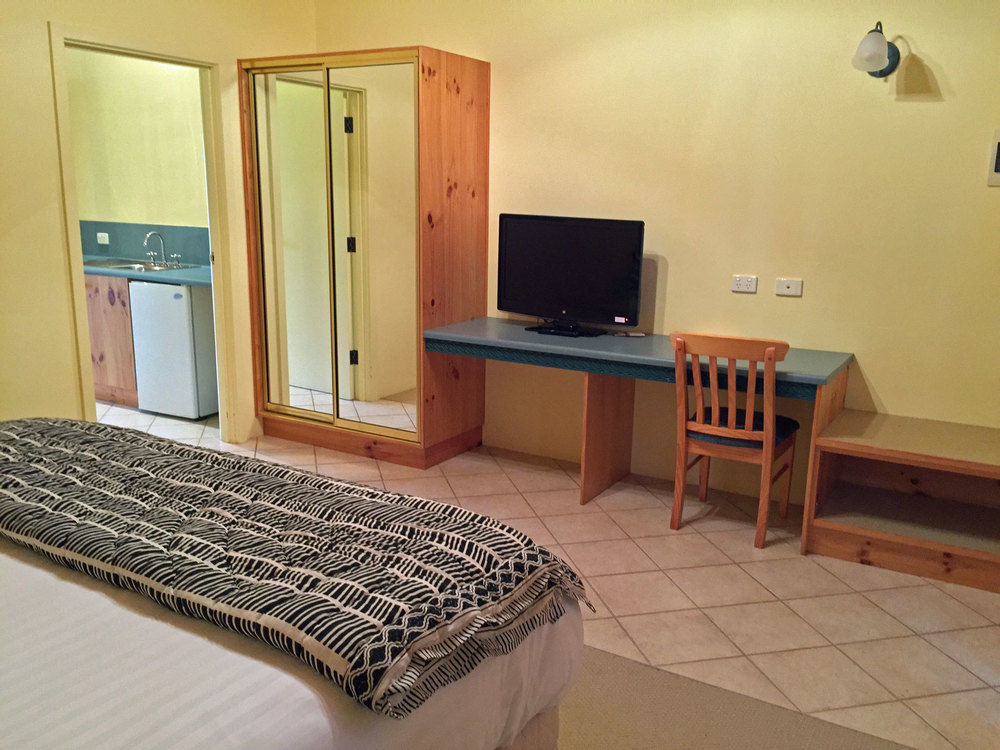 Coonawarra Place Motor Inn Extérieur photo