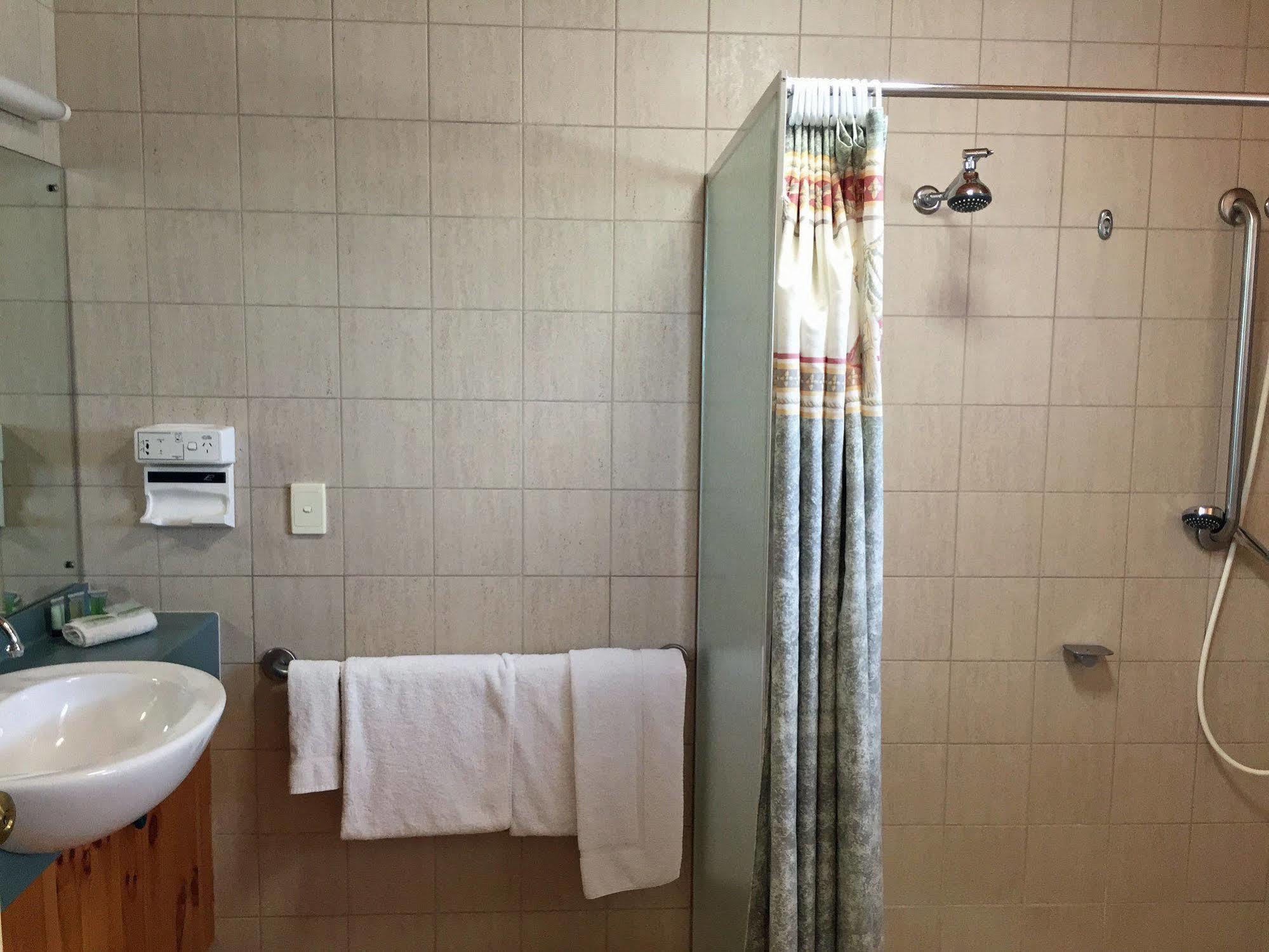 Coonawarra Place Motor Inn Extérieur photo