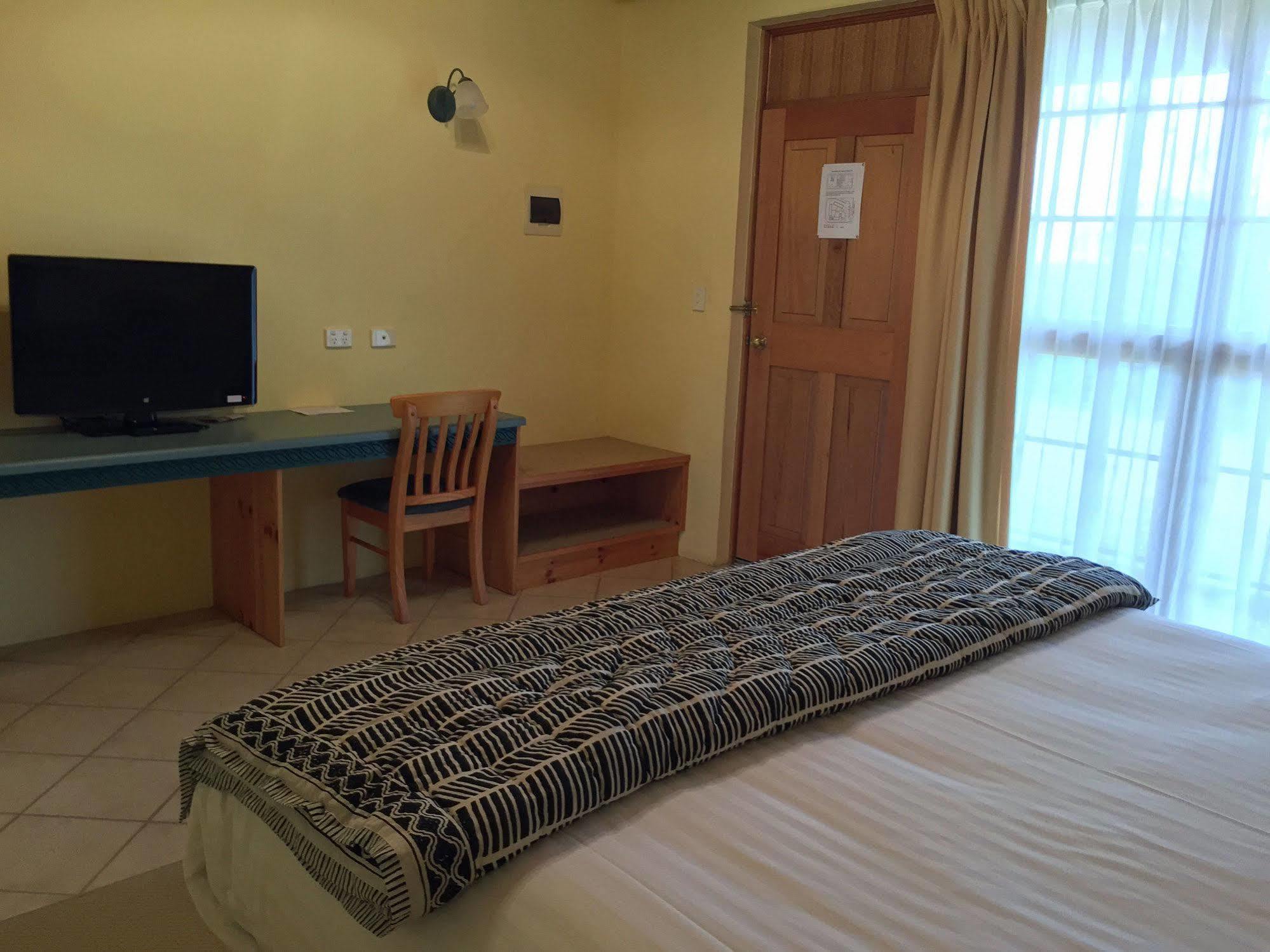 Coonawarra Place Motor Inn Extérieur photo